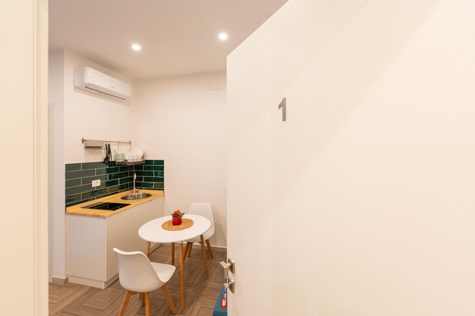 R&D Scassacocchi Apartments 15 ナポリ エクステリア 写真